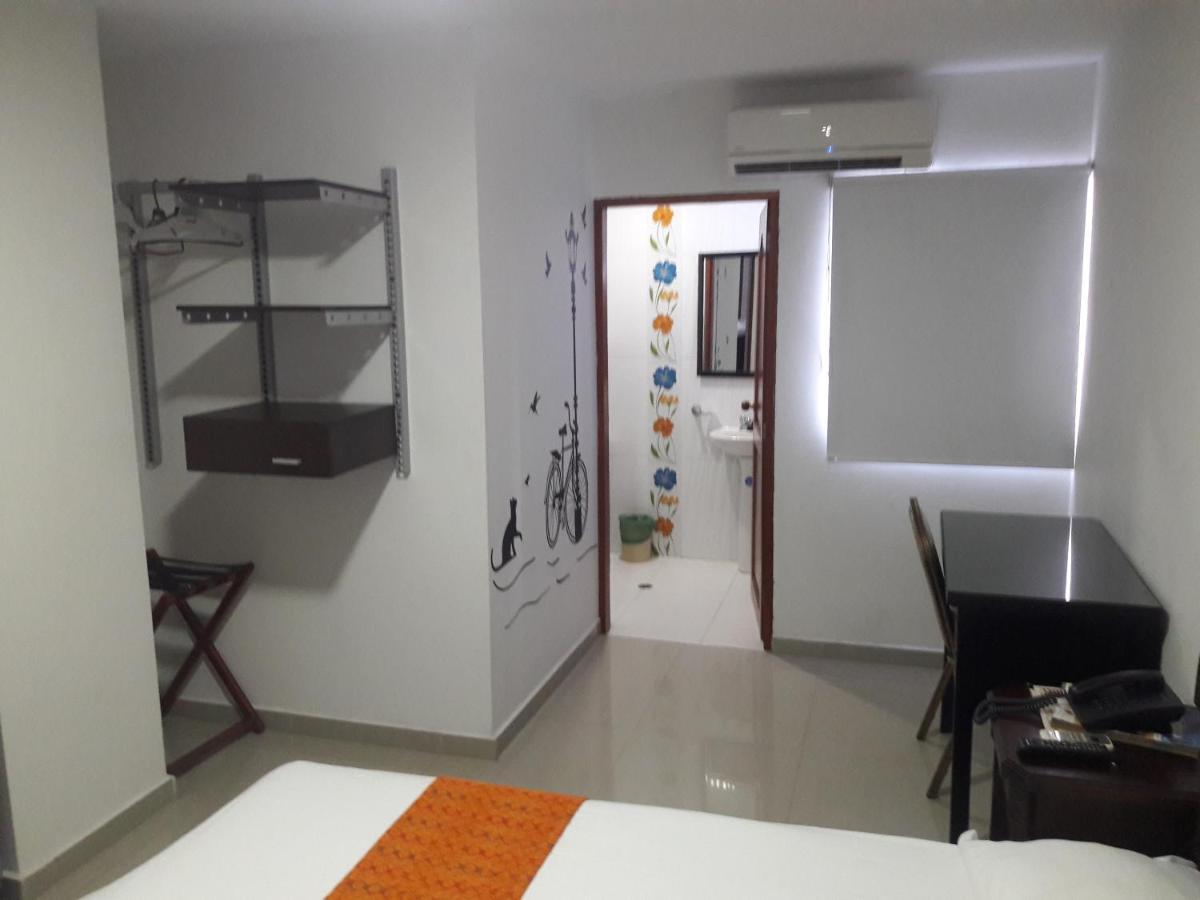 Hotel Intersuites บาร์รังกีญา ภายนอก รูปภาพ