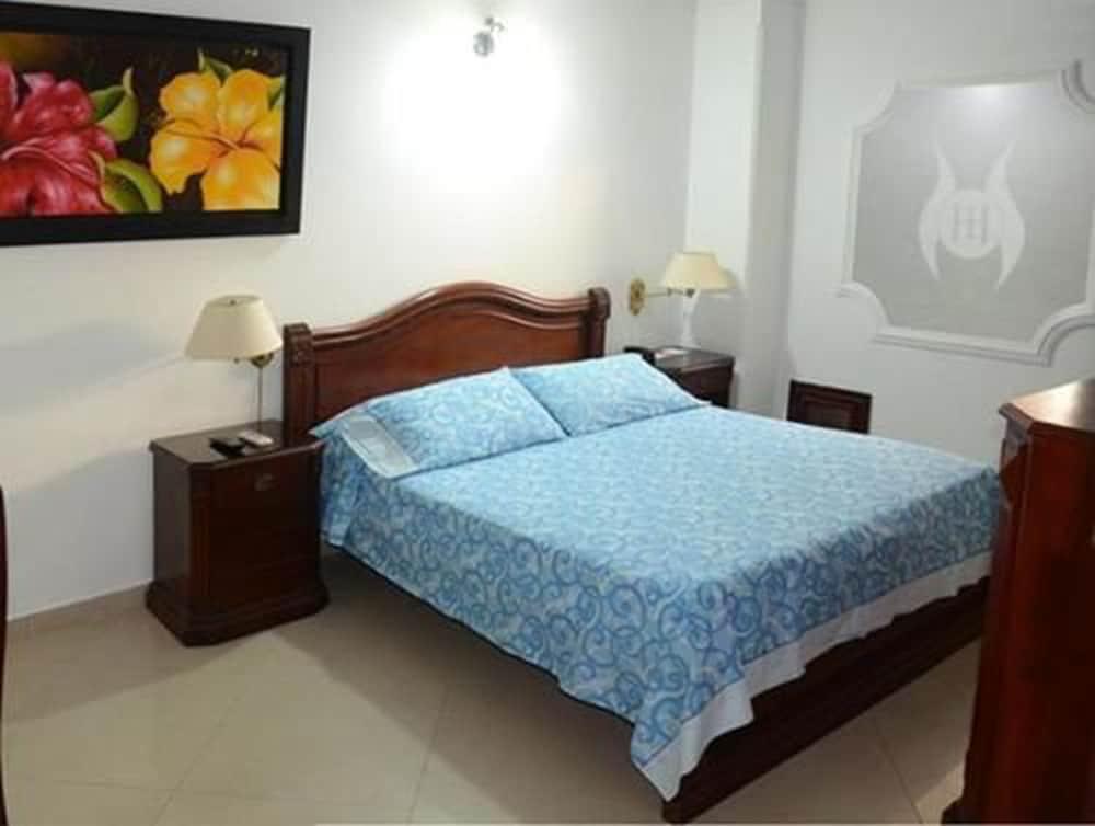 Hotel Intersuites บาร์รังกีญา ภายนอก รูปภาพ
