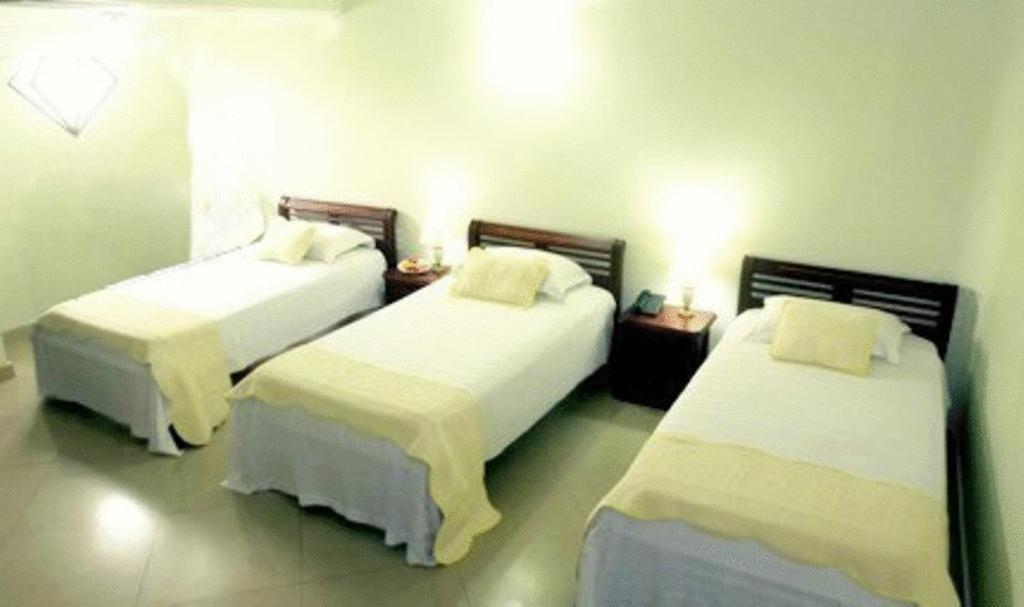 Hotel Intersuites บาร์รังกีญา ภายนอก รูปภาพ