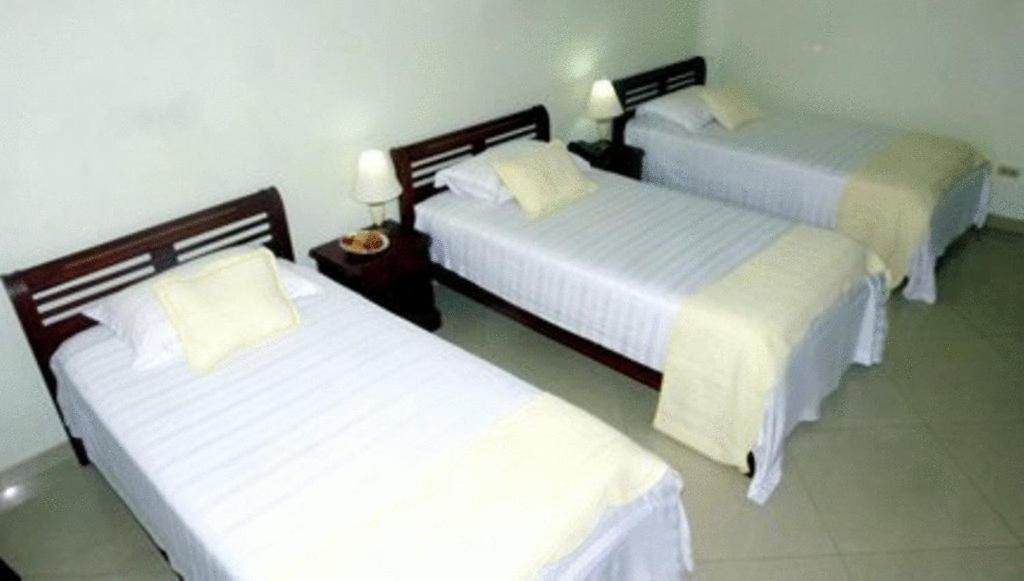 Hotel Intersuites บาร์รังกีญา ภายนอก รูปภาพ