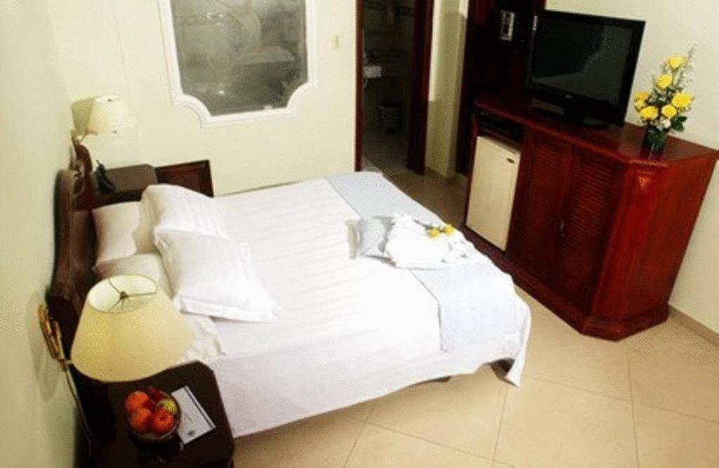 Hotel Intersuites บาร์รังกีญา ภายนอก รูปภาพ