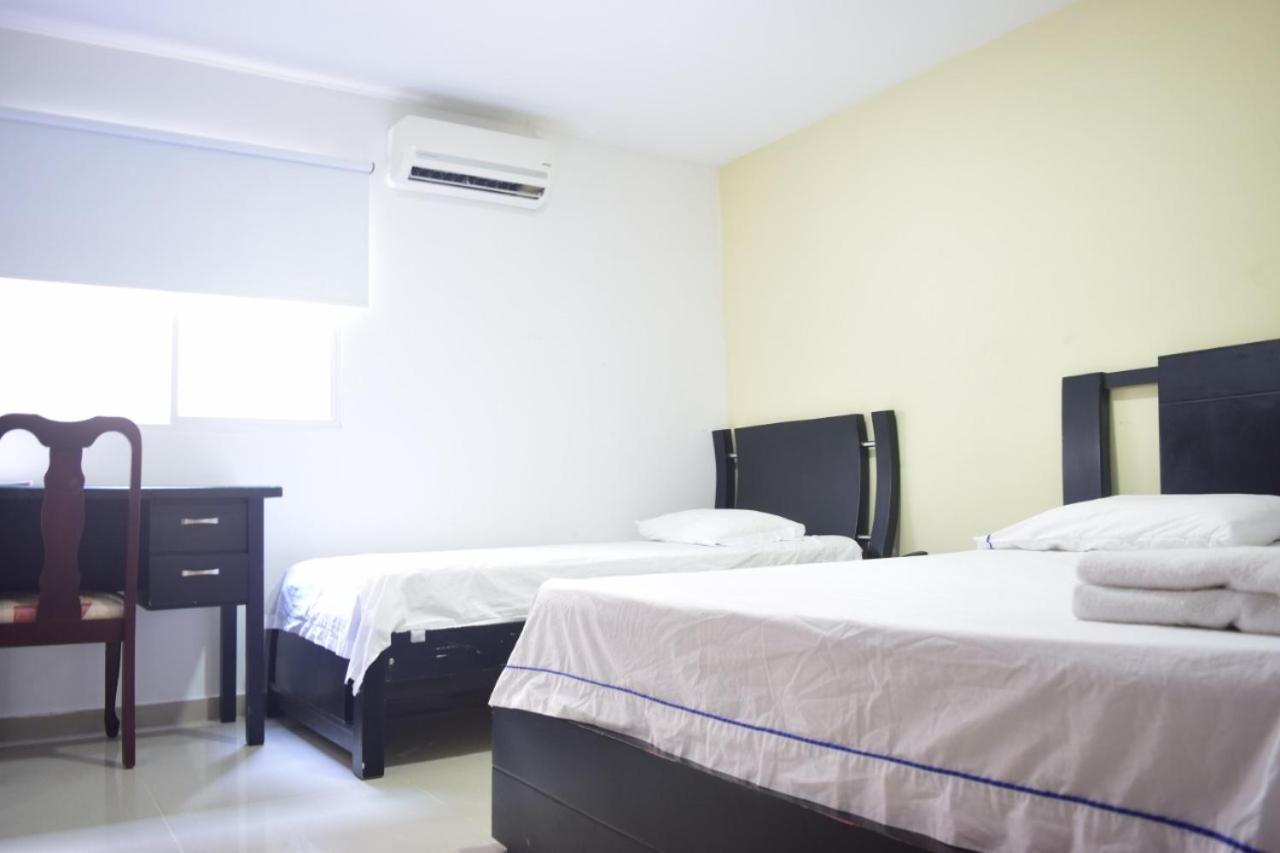 Hotel Intersuites บาร์รังกีญา ภายนอก รูปภาพ